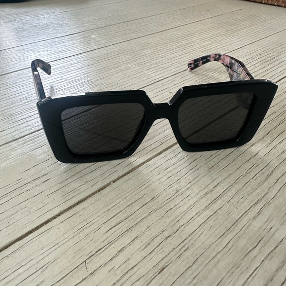 Prada PR-23YS 1AB5S0 tortoise sunglasses with case - Picture 3 of 6